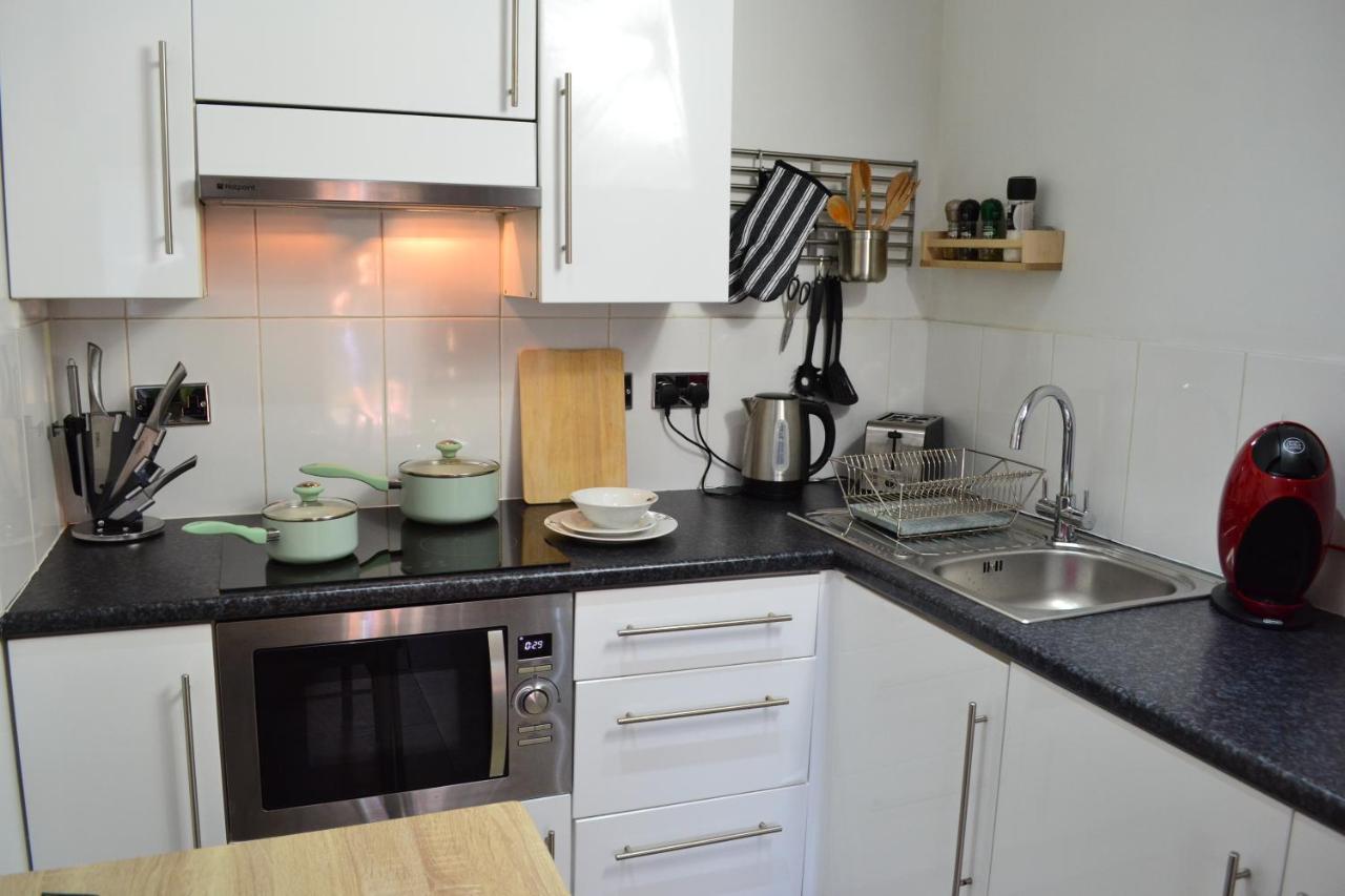 Epicsa - Family & Corporate Stay Mews Apartments With Free Parking CBG Buitenkant foto