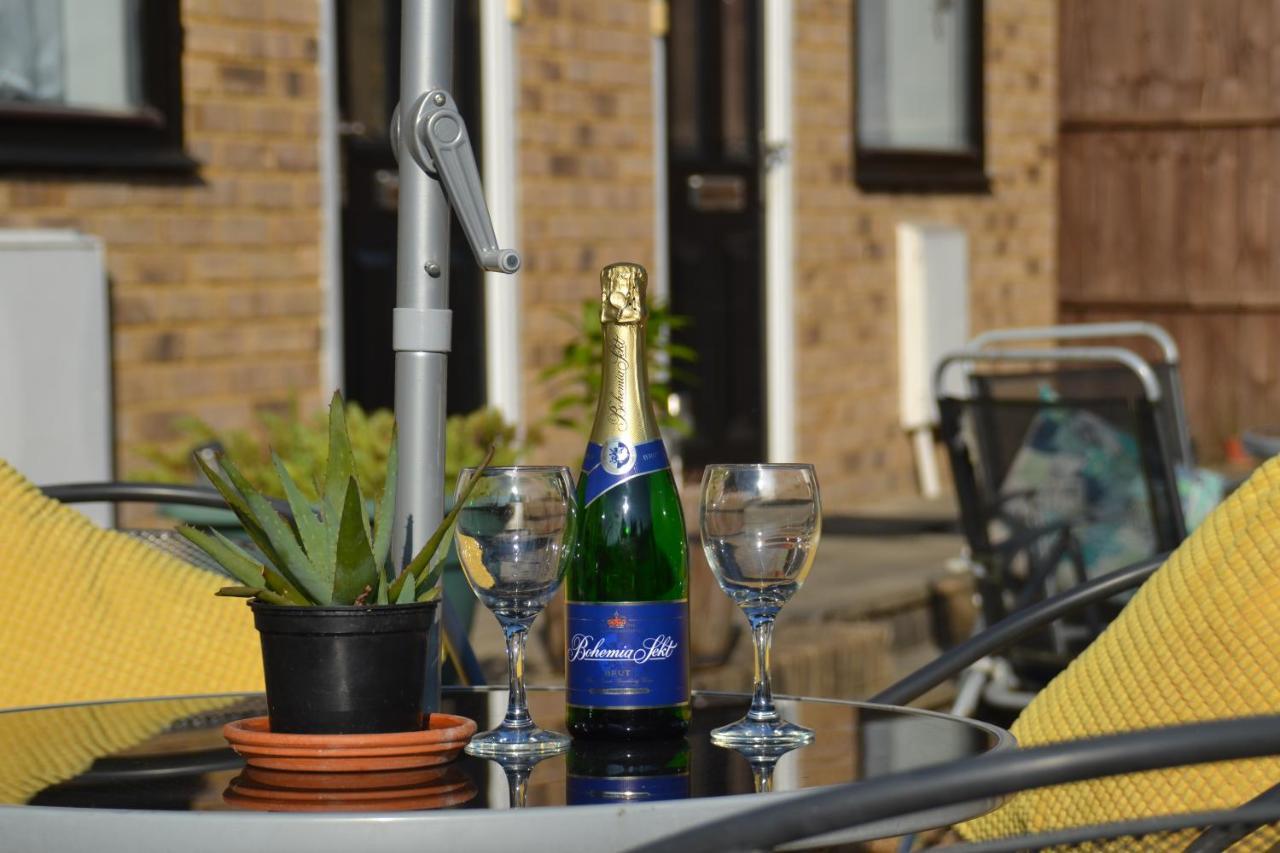 Epicsa - Family & Corporate Stay Mews Apartments With Free Parking CBG Buitenkant foto