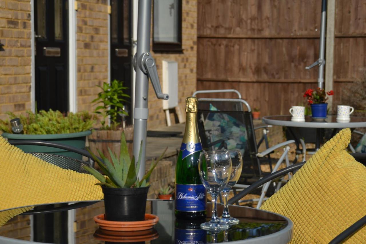 Epicsa - Family & Corporate Stay Mews Apartments With Free Parking CBG Buitenkant foto