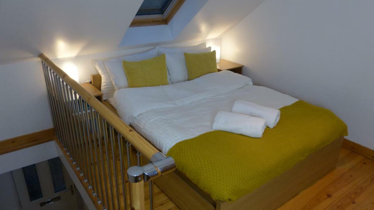 Epicsa - Family & Corporate Stay Mews Apartments With Free Parking CBG Buitenkant foto