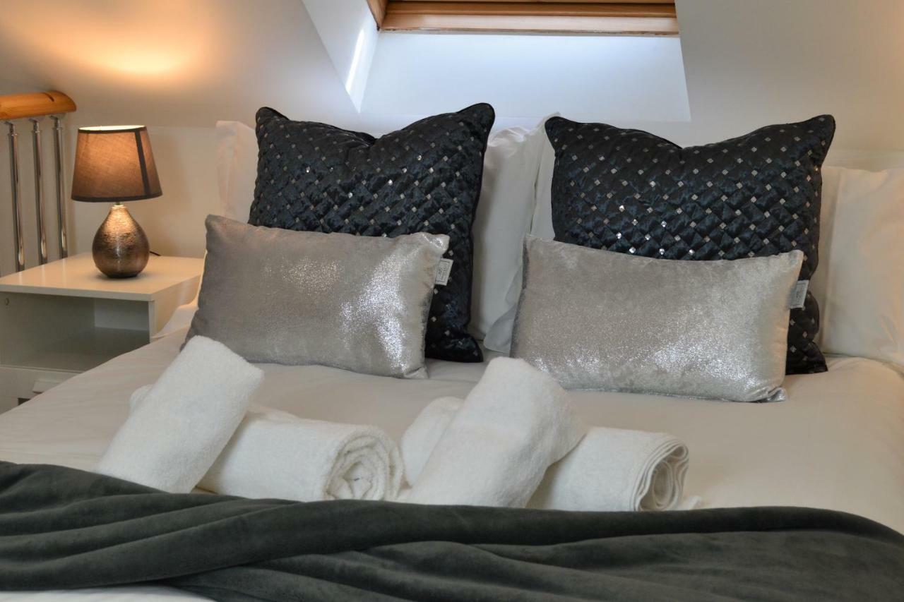 Epicsa - Family & Corporate Stay Mews Apartments With Free Parking CBG Buitenkant foto