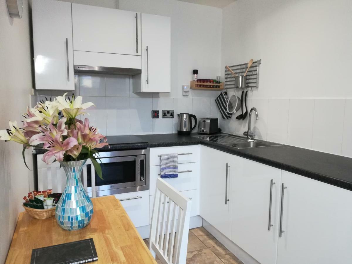 Epicsa - Family & Corporate Stay Mews Apartments With Free Parking CBG Buitenkant foto