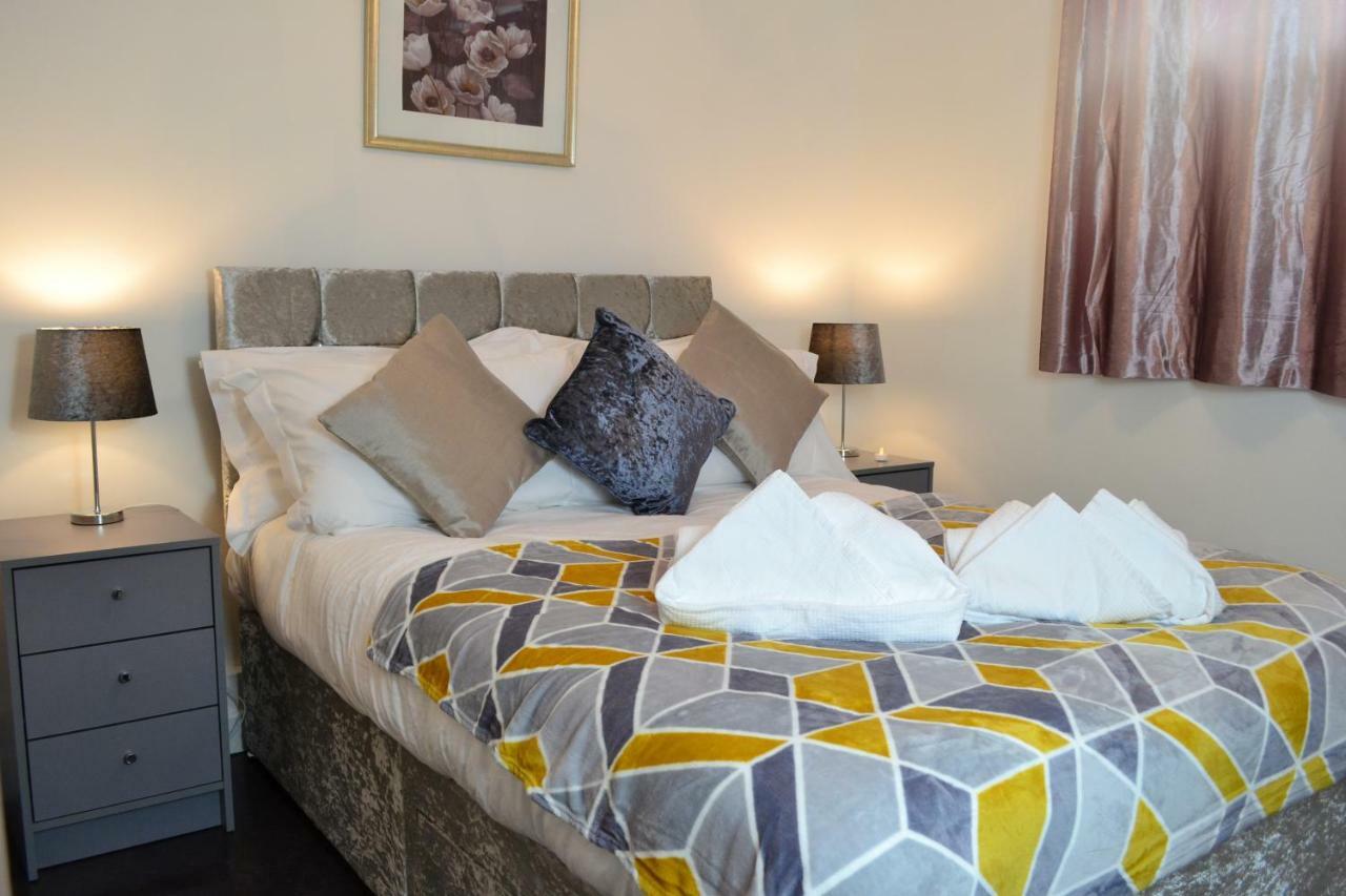 Epicsa - Family & Corporate Stay Mews Apartments With Free Parking CBG Buitenkant foto
